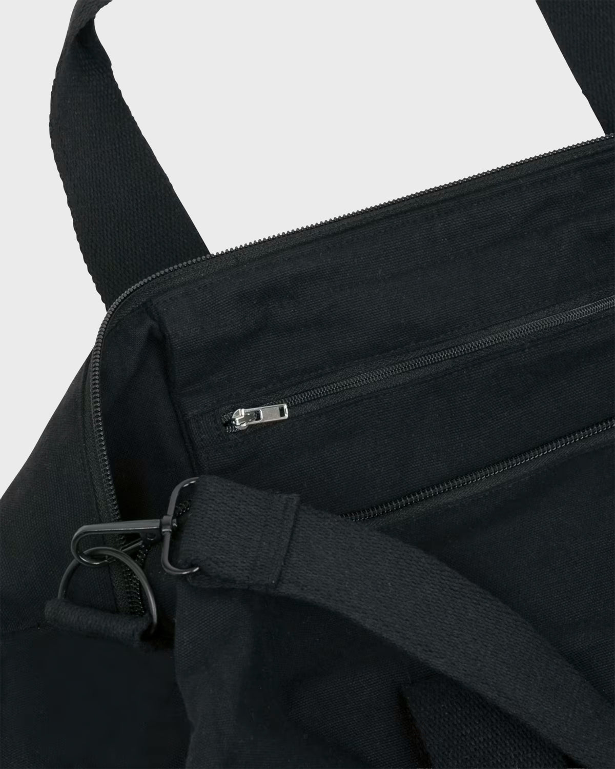DUFFLE BAG